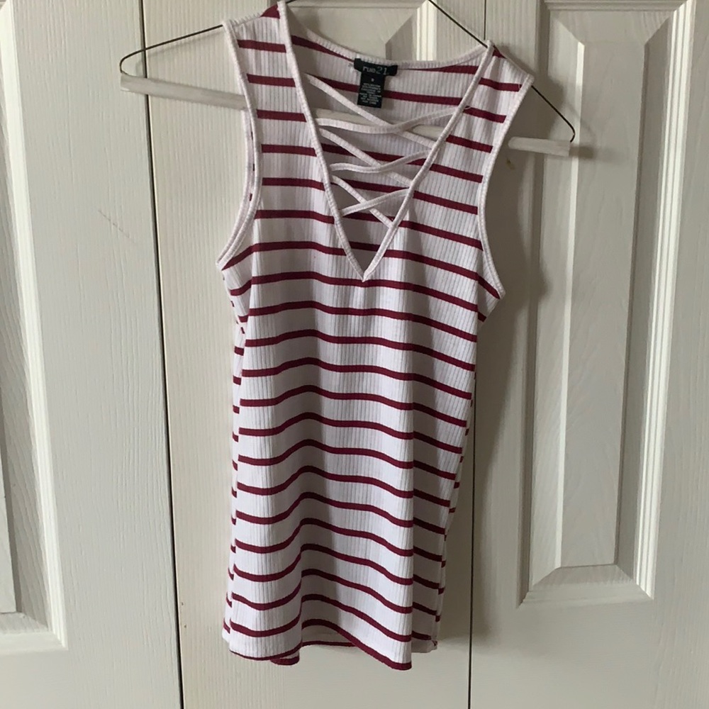 rue 21 tank